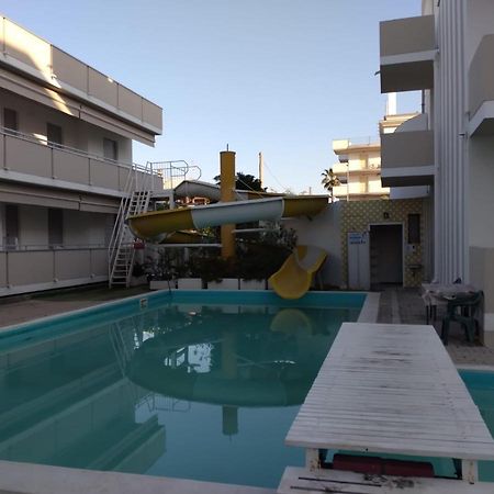 Claudia Residence Alba Adriatica Exteriér fotografie
